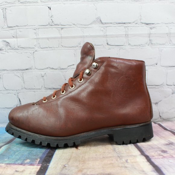 Tirah Other - Vtg TIRAH Lace Up Outdoor Boot Vibram Size 9.5 M